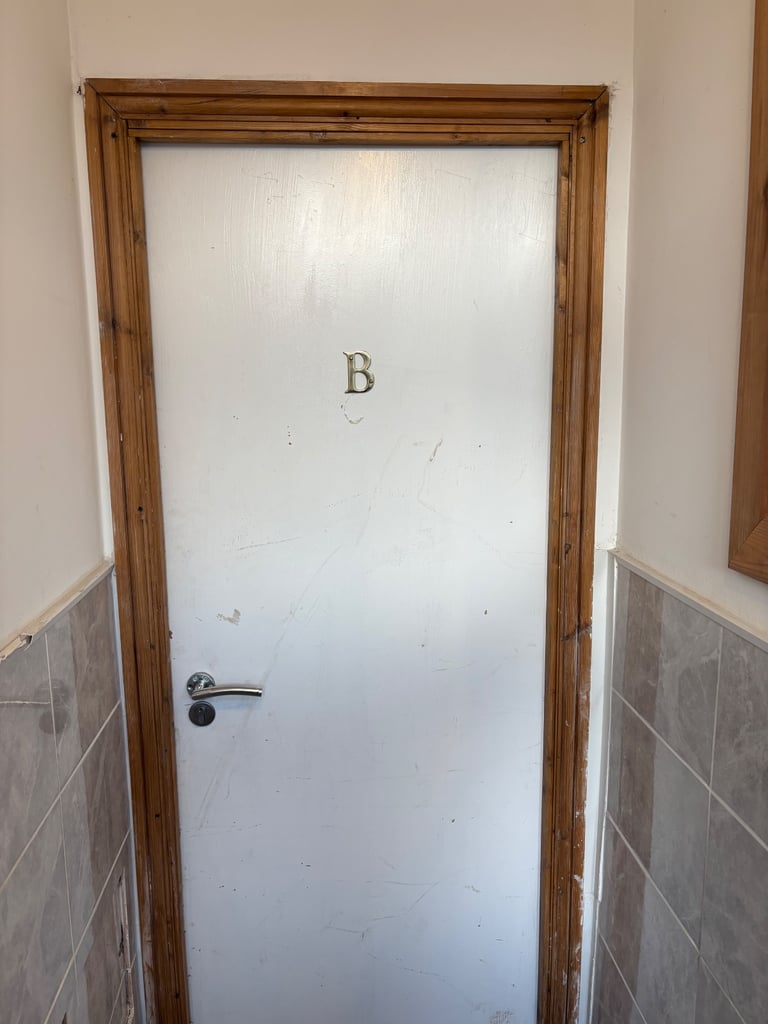 2 bedroom flat with large private garden Chatham 