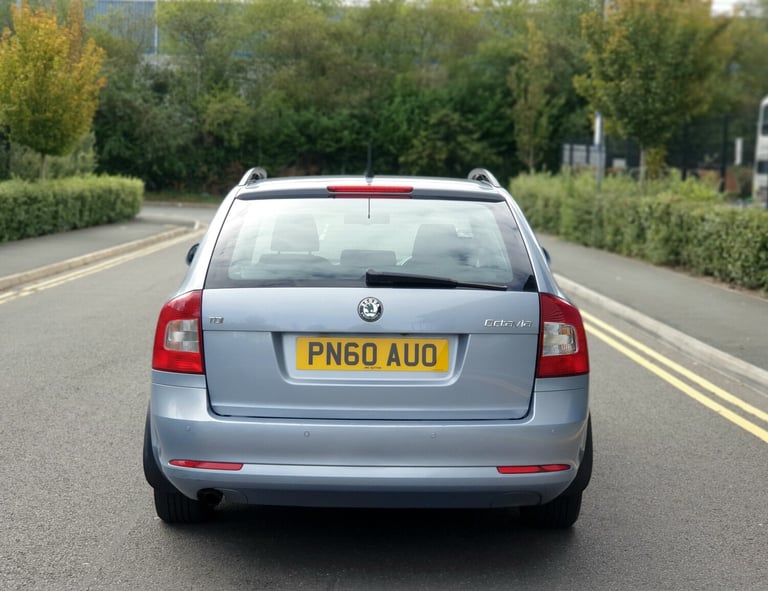 2010 Skoda Octavia 1.6 TDI CR Elegance 5dr DSG ESTATE Diesel Automatic