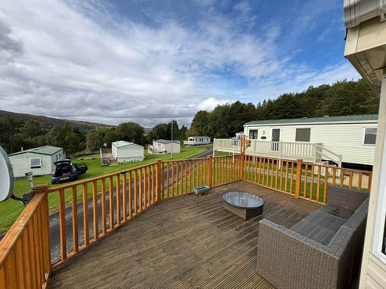 Bargain static caravan with huge decking and no site fees until 2027! £2,200 deposit