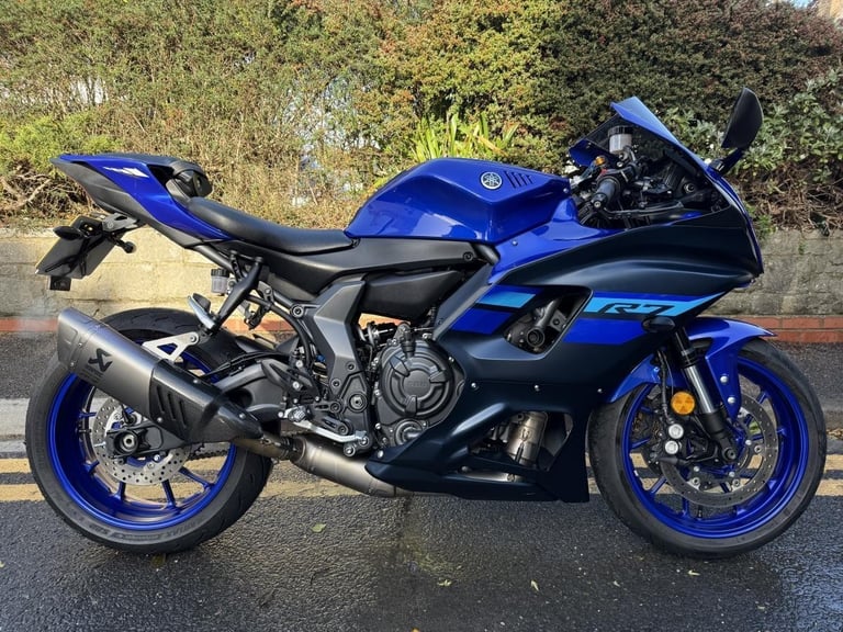 image for YAMAHA R7 2025