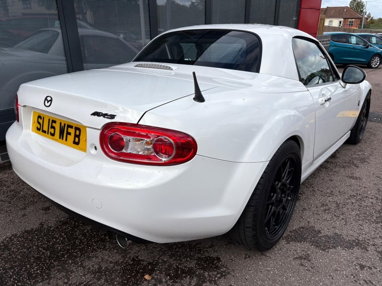 2015 Mazda MX-5 2.0i Sport Tech Roadster Euro 5 2dr CONVERTIBLE Petrol Manual