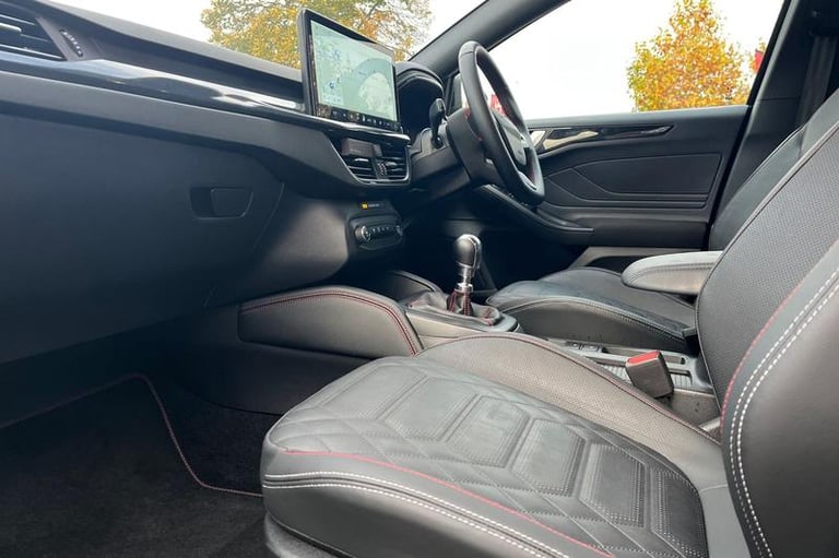 2025 Ford Focus 1.0 EcoBoost Hybrid mHEV ST-Line X 5dr HATCHBACK PETROL Manual