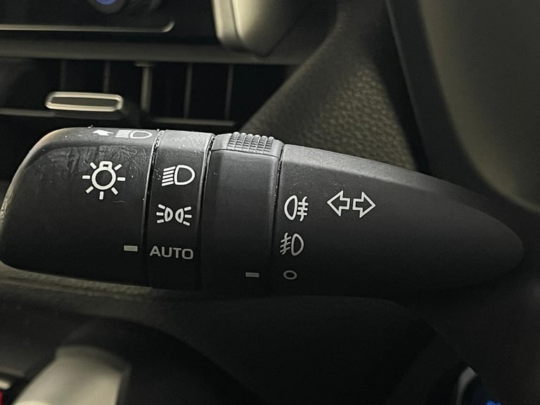 2022 Toyota RAV4 2.5 VVT-h Design CVT Euro 6 (s/s) 5dr ESTATE Petrol/Electric Hybrid Automatic