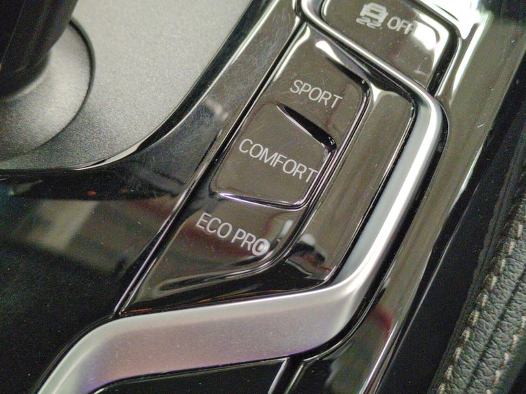 2023 BMW 5 Series 520d MHT M Sport 5dr Step Auto ESTATE DIESEL Automatic