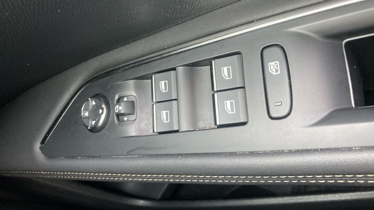 2024 Peugeot 3008 1.6 Hybrid 225 GT 5dr e-EAT8 Estate Estate Hybrid Automatic