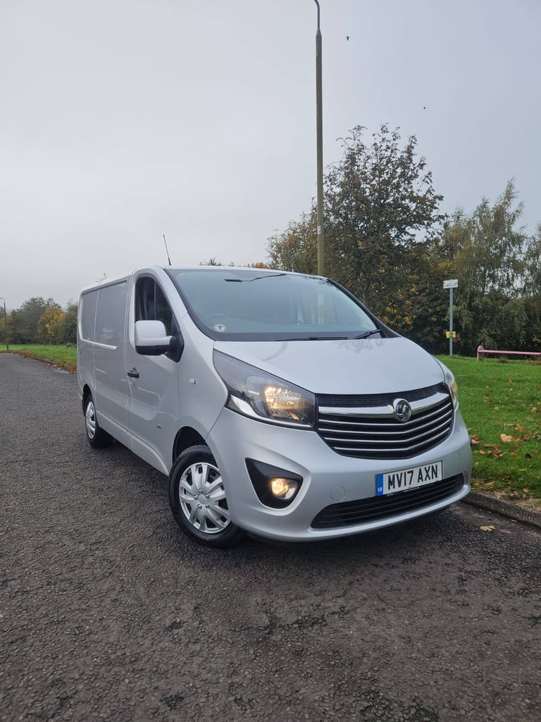 image for 17/ reg Vauxhall vivaro cdti sportive ulez compliant sim transit trafic primastar boxer relay