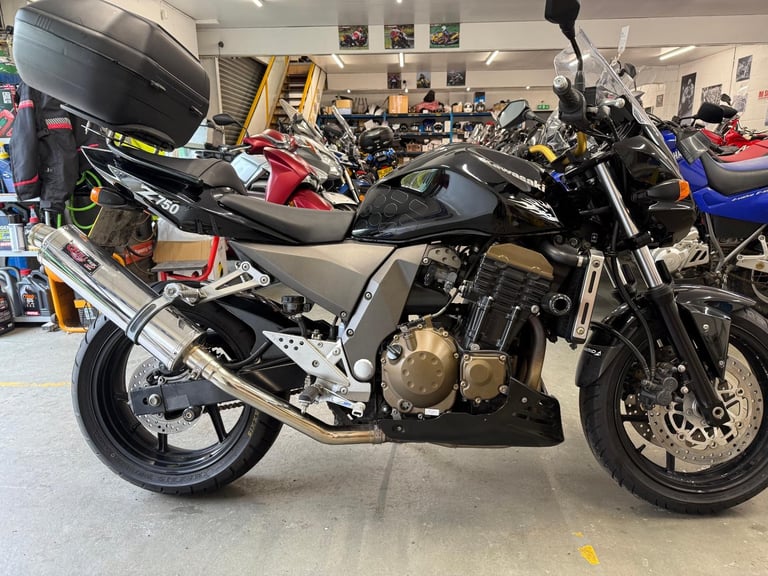 KAWASAKI Z 750 