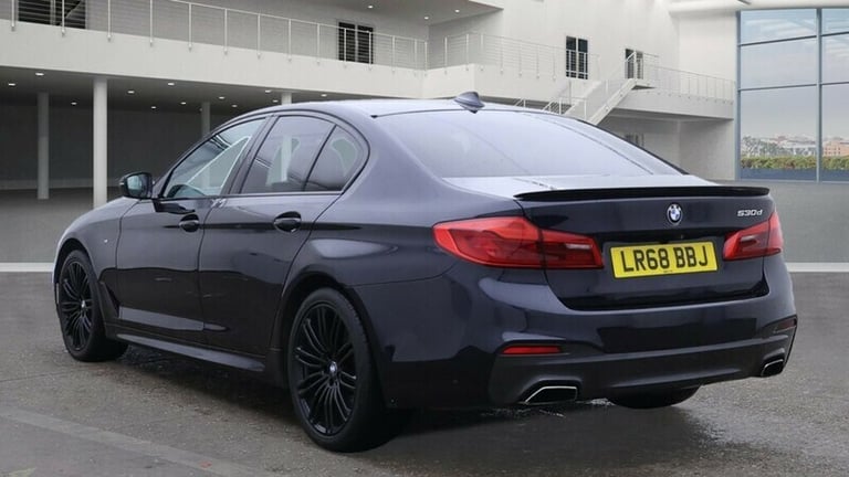 BMW 5 SERIES 3.0 530d M Sport Saloon 4dr Diesel Auto Euro 6 (s/s) (265 ps)
