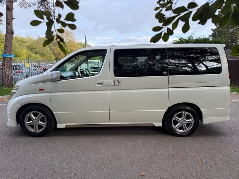 NISSAN ELGRAND 3.5 V6 E51 AUTOMATIC 2003