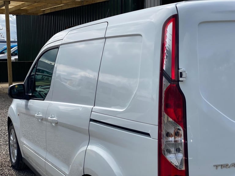 2019 Ford Transit Connect 1.5 200 EcoBlue Limited Panel Van 5dr Diesel Manual L1 Euro 6 (s/s) (12...