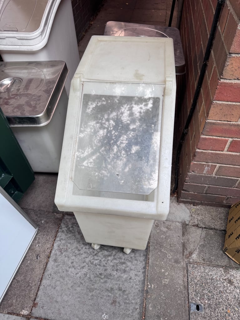 image for Vogue Polypropylene Ingredient Bin 81Ltr