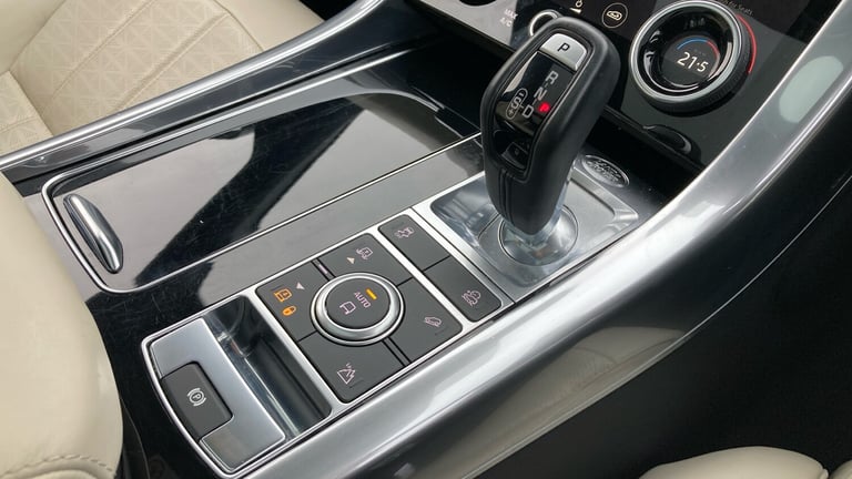 2022 Land Rover Range Rover Sport 3.0 D300 Autobiography Dynamic 5dr Auto Diesel Estate Estate Di...