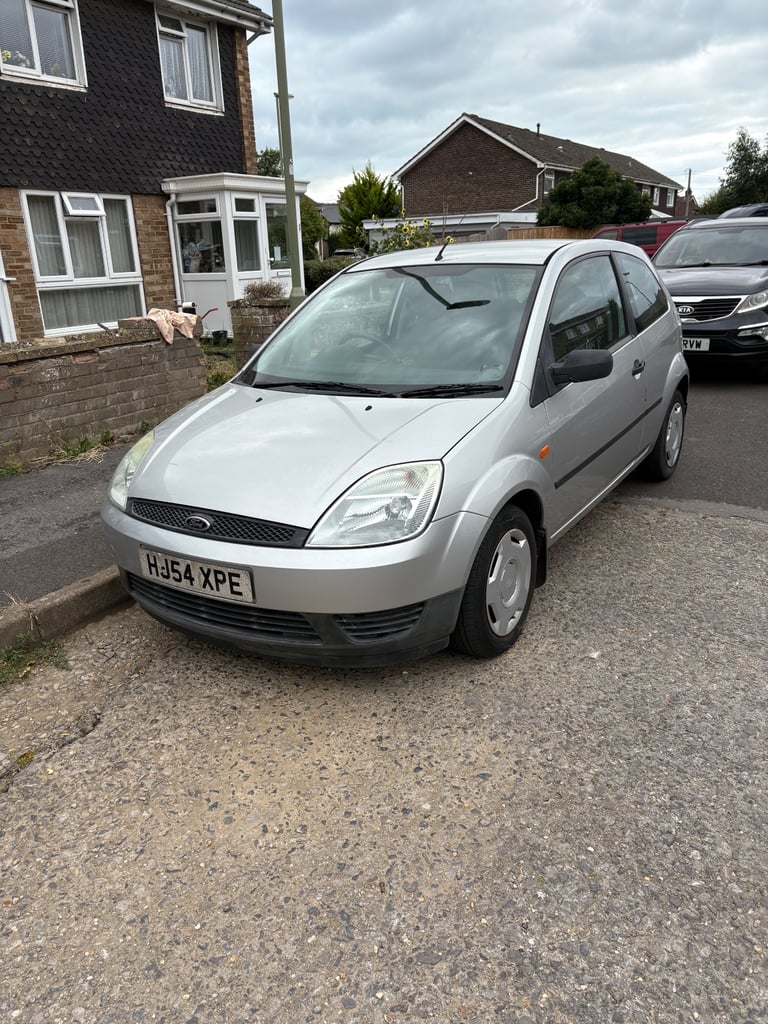 Ford, FIESTA, Hatchback, 2004, Manual, 1242 (cc), 3 doors