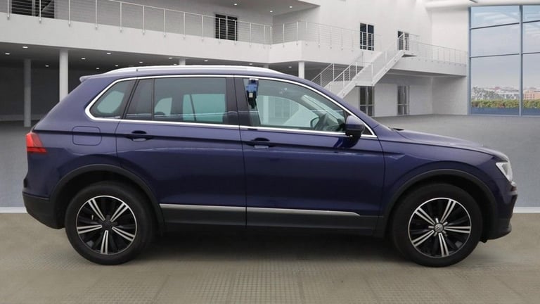 2016 Volkswagen Tiguan 2.0 TDI BlueMotion Tech SE Navigation SUV 5dr Diesel DSG 4Motion Euro 6 (s...