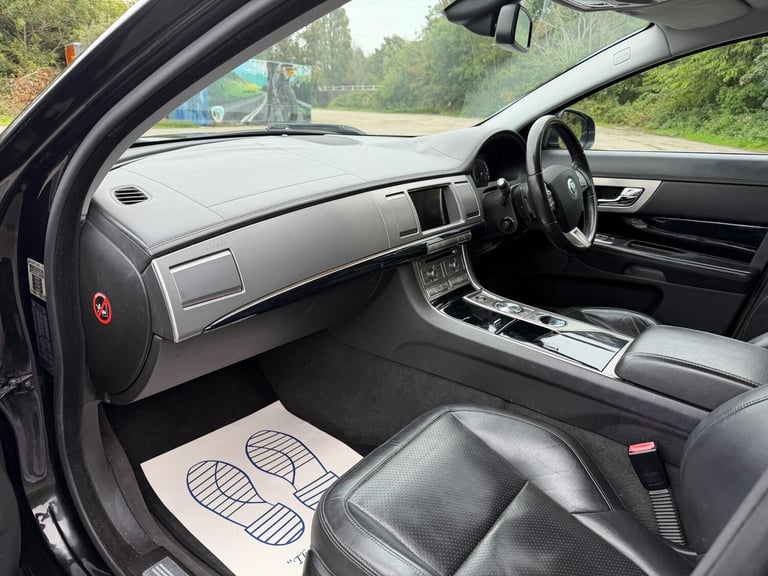 2010 Jaguar XF 3.0d S V6 Premium Luxury Auto Euro 5 4dr SALOON Diesel Automatic
