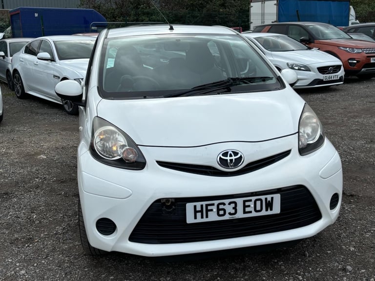 2013 Toyota AYGO 1.0 VVT-i Move 5dr HATCHBACK PETROL Manual