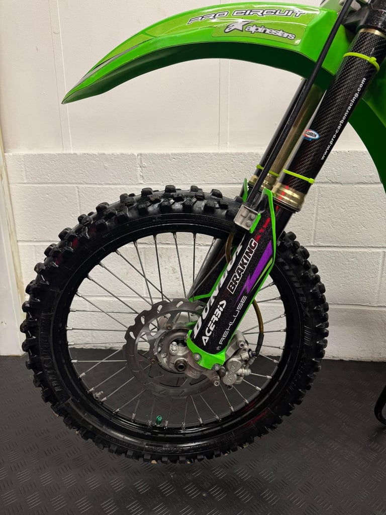 2014 Kawasaki KXF 250 Motocross bike with warranty 