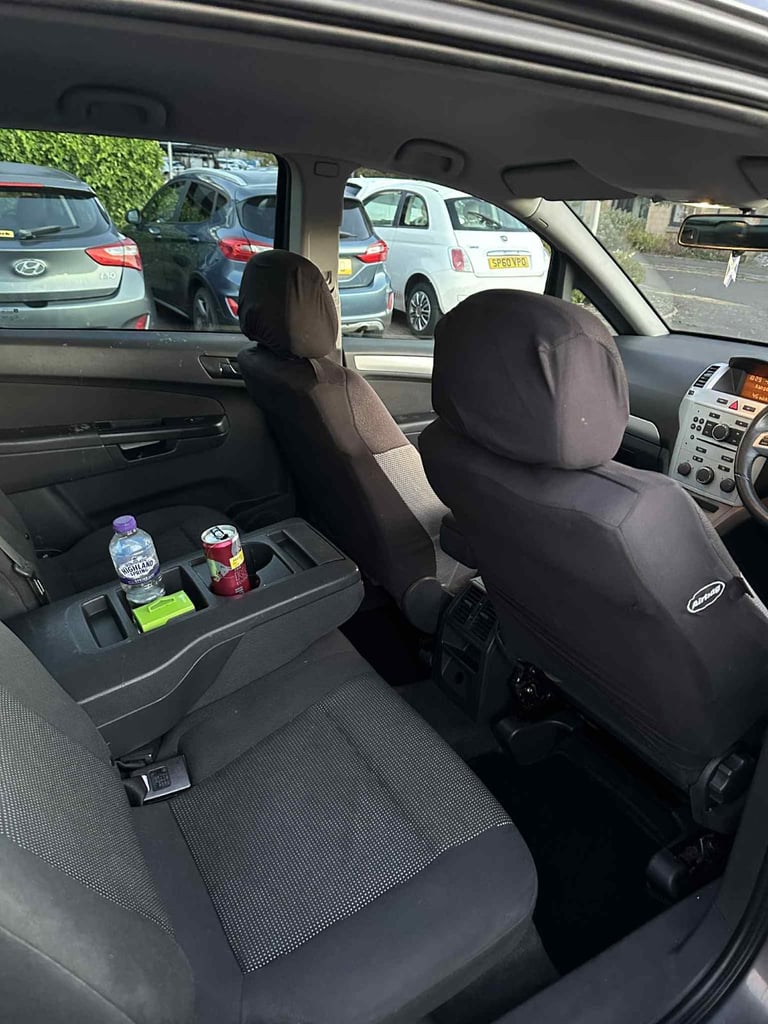 Vauxhall, ZAFIRA, MPV, 2011, Manual, 1686 (cc), 5 doors