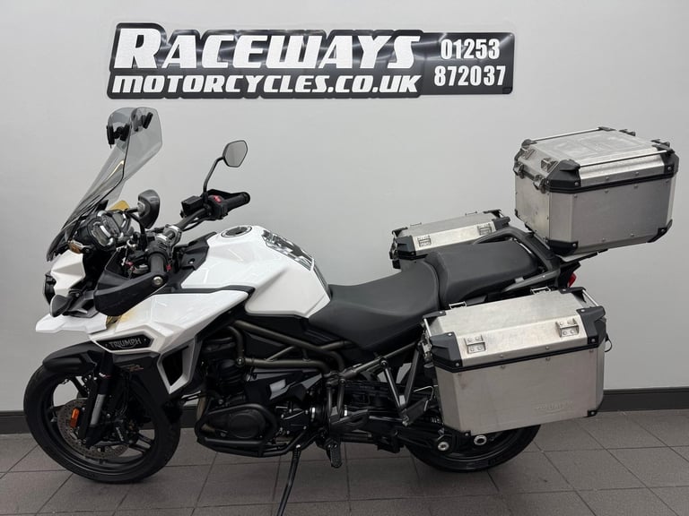 TRIUMPH TIGER EXPLORER XR 2016 65 REG 15,518 MILES WHITE USED MOTORCYCLE 1215CC