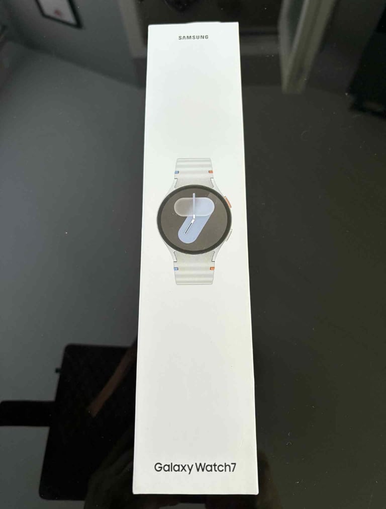 Samsung Galaxy Watch7 44 mm (Bluetooth, Silver) – Boxed + Receipt – Like New