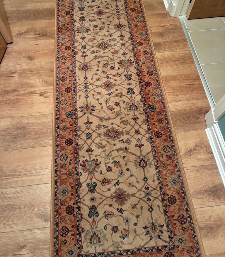 Wool runner for hallway or lounge