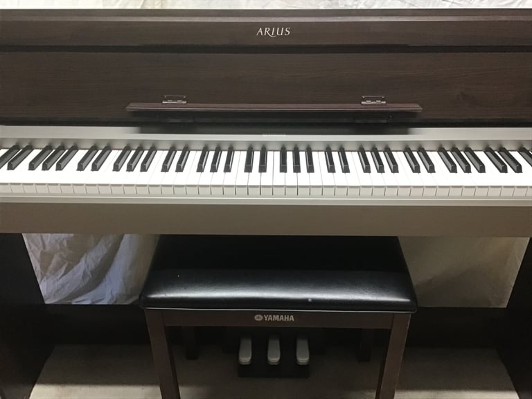 Yamaha Arius YDPS31 Piano for sale buy today can deliver if needed
