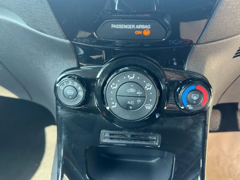 2015 15 FORD FIESTA 1.25 ZETEC HATCHBACK 3DR PETROL MANUAL EURO 6 (82 PS)