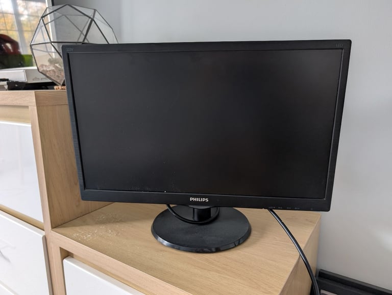 Phillips 223v monitor 22 inches