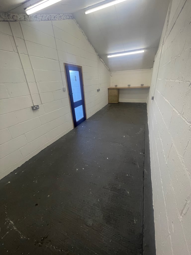 Commercial Unit to Rent