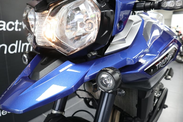 Triumph Tiger Explorer XRX. 2 Owners, Genuine Triumph Metal Side Boxes