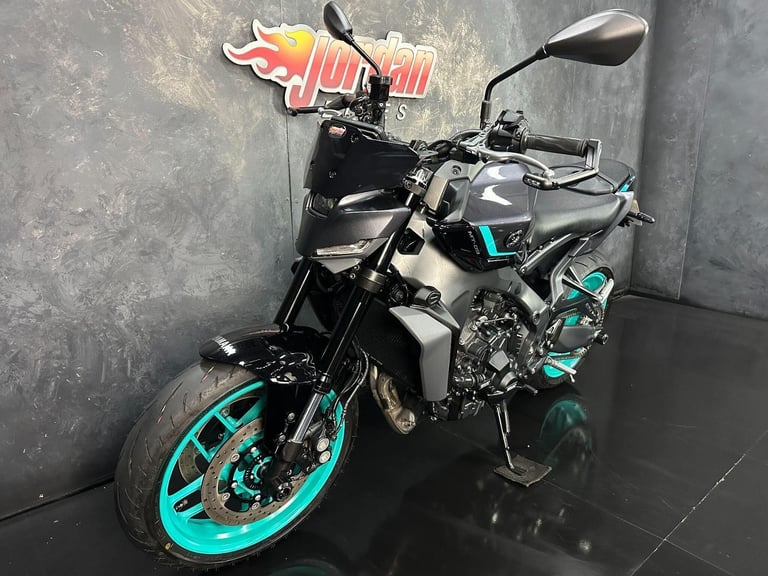 2024 Yamaha MT-09 900 Hyper-naked Euro 5