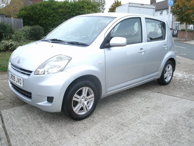 Cheap 2009 Daihatsu Sirion 1.0 SE 5dr HATCHBACK Petrol Manual for sale in Romford, Greater London