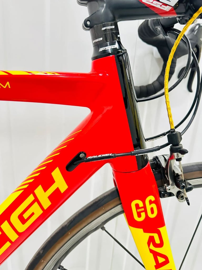 RALEIGH TEAM MILITIS Size/M Full Carbon Road Bike 