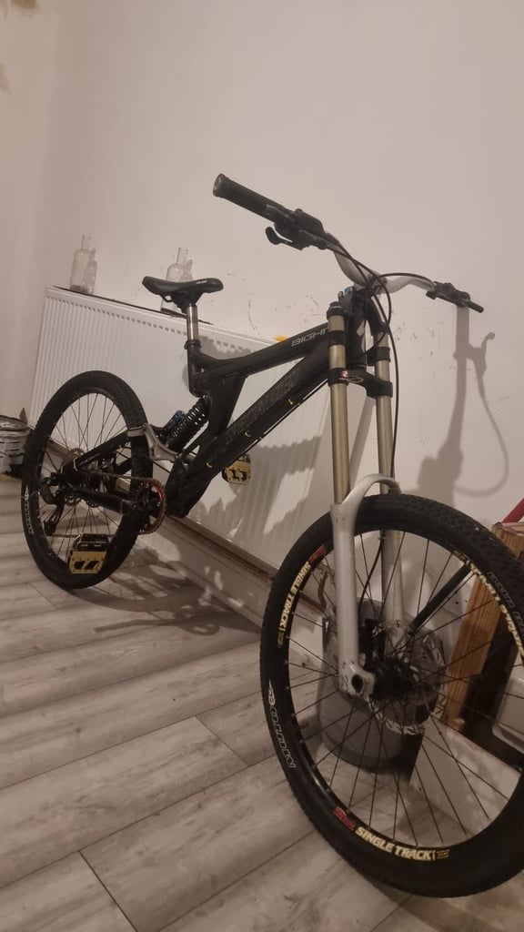 High end specialized bighit 3 