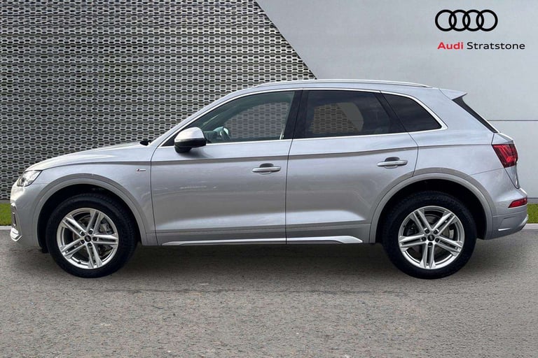 2022 Audi Q5 40 TDI Quattro S Line 5dr S Tronic SUV Diesel Automatic