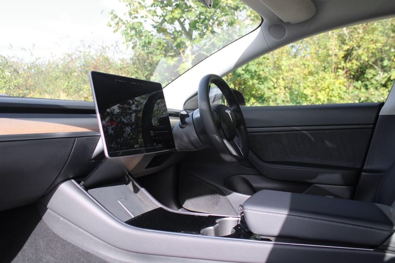 2020 Tesla Model 3 Performance AWD 4dr [Performance Upgrade] Auto SALOON ELECTRIC Automatic