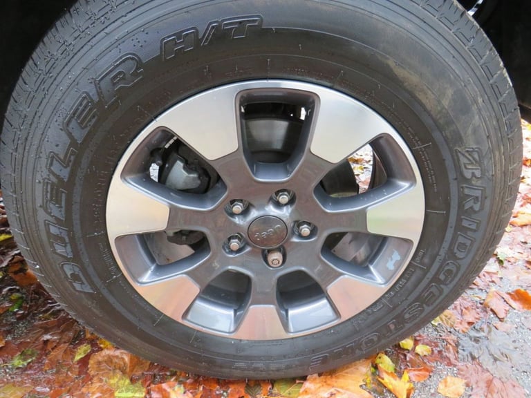 2014 Jeep Wrangler 2.8 CRD Overland 4dr Auto CONVERTIBLE DIESEL Automatic