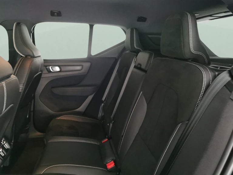 2020 Volvo XC40 1.5 T3 R-Design SUV 5dr Petrol Auto Euro 6 (s/s) (163 ps) - ADAPT CRUISE -  Suv P...