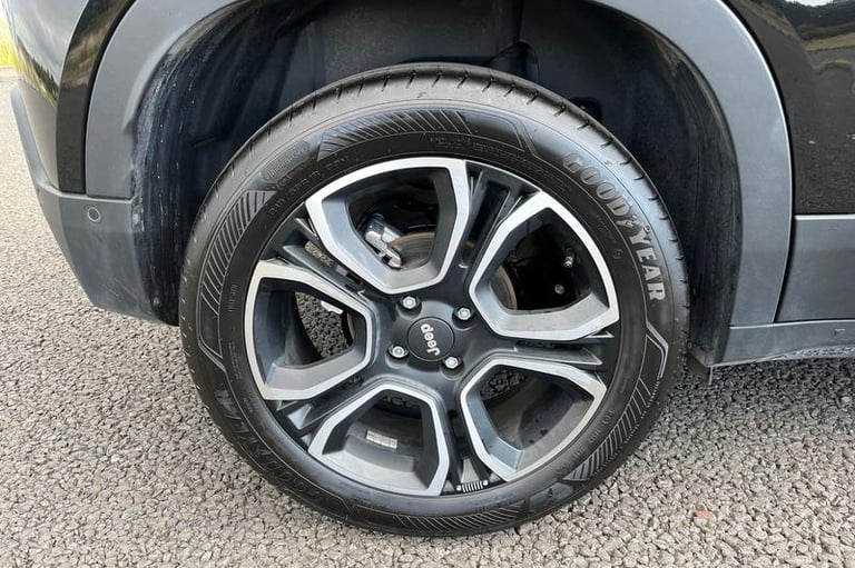 2025 Jeep Avenger 1.2 Summit SUV 5dr Petrol Manual** 4,216 Miles 360 Camera, Parking Sensors, SUV...