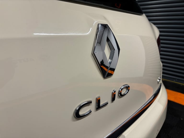 2015 Renault Clio 1.5 dCi 90 Dynamique S MediaNav Energy 5dr HATCHBACK Diesel Manual