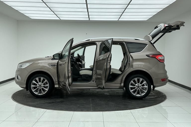 2019 Ford Kuga 2.0 TDCi 180 5dr Auto HATCHBACK DIESEL Automatic