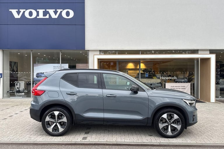 2022 Volvo XC40 2.0 B4 MHEV Ultimate SUV 5dr Petrol Hybrid DCT Auto Euro 6 (s/s) (197 ps) ESTATE ...