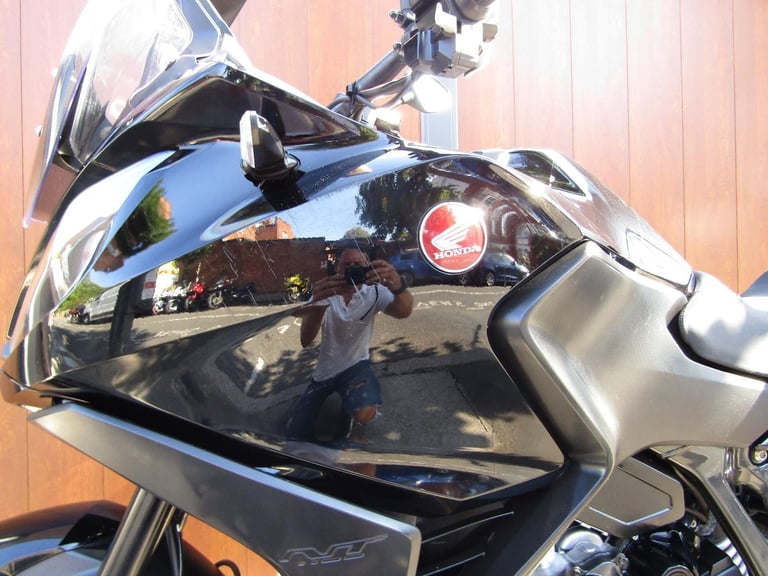 HONDA NT 1100 D-N N DCT , FULL HONDA HISTORY ,FULL VOYAGER PACK , 