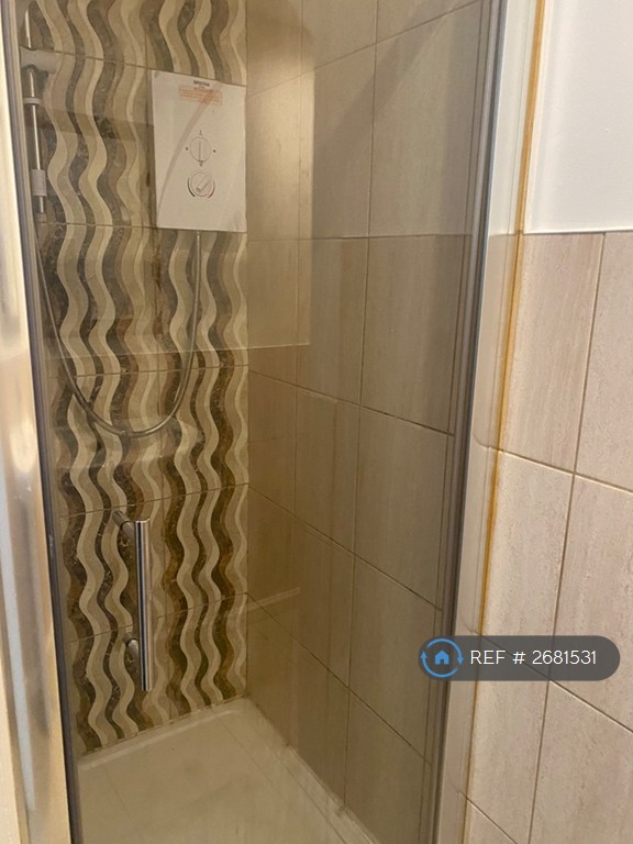 1 bedroom flat in Heygate Av, Southend, SS1 (1 bed) (#2681531)