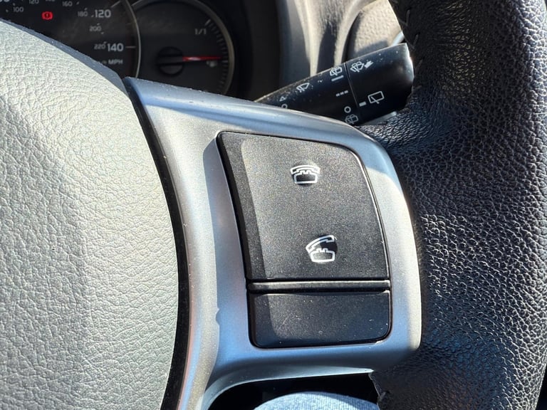 2013 Toyota Yaris 1.3VVT-I TR 5dr Hatchback Petrol Manual