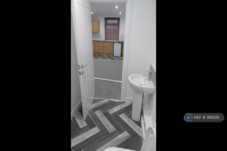 1 bedroom flat in Westgate, Otley, LS21 (1 bed) (#2661212)