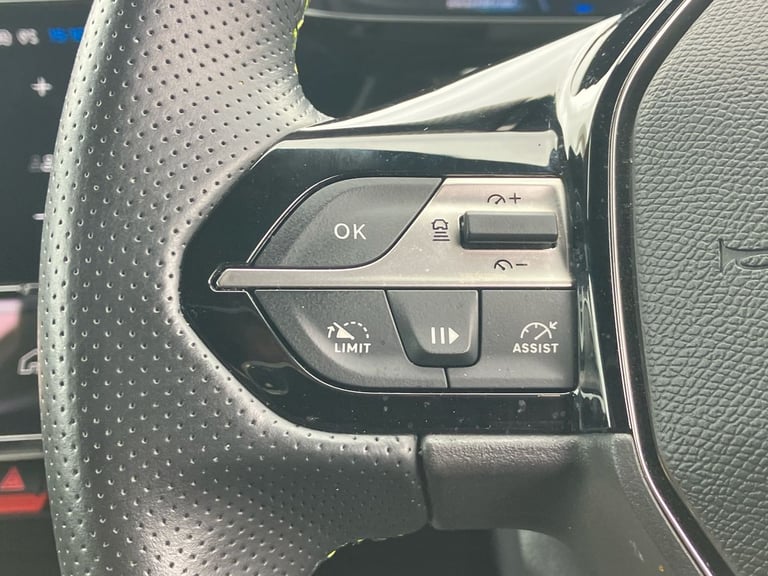 2024 Peugeot 308 115kW GT 54kWh 5dr Auto Hatchback Electric Automatic