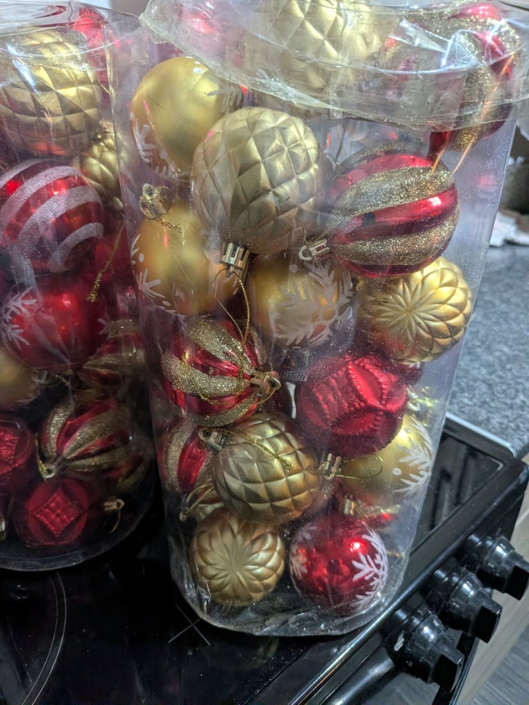 Joblot of Christmas baubles 
