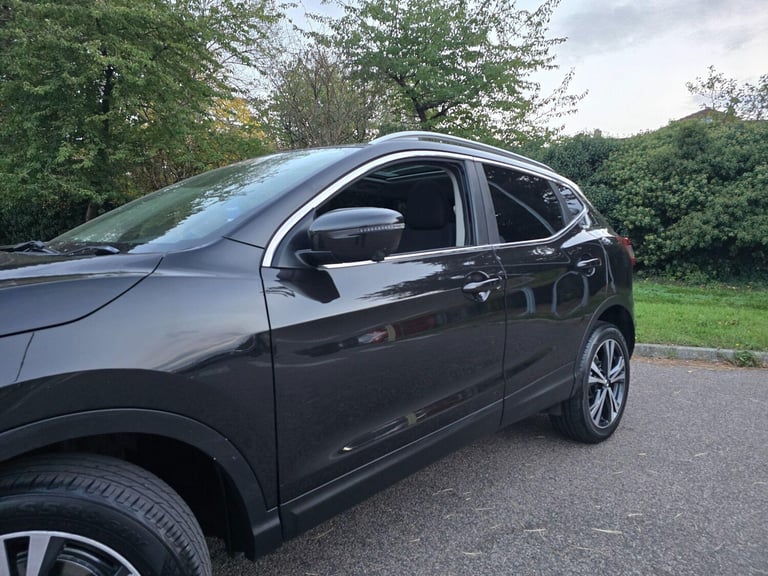 2018 Nissan Qashqai 1.5 dCi N-Connecta SUV 5dr Diesel Manual Euro 6 (s/s) (115 ps) HATCHBACK Dies...