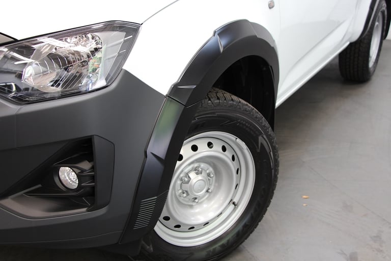 2025 Isuzu D-Max TD Utility Diff Lock Extended Cab 4x4 [205] (FREE MAINLAND UK DELIVERY !!) Pick ...